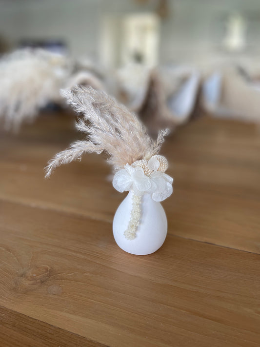 Mini Dried Flower Arrangement 1